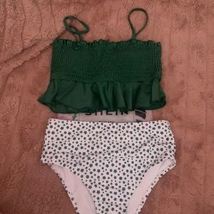 Shein NWOT green and white bikini size small